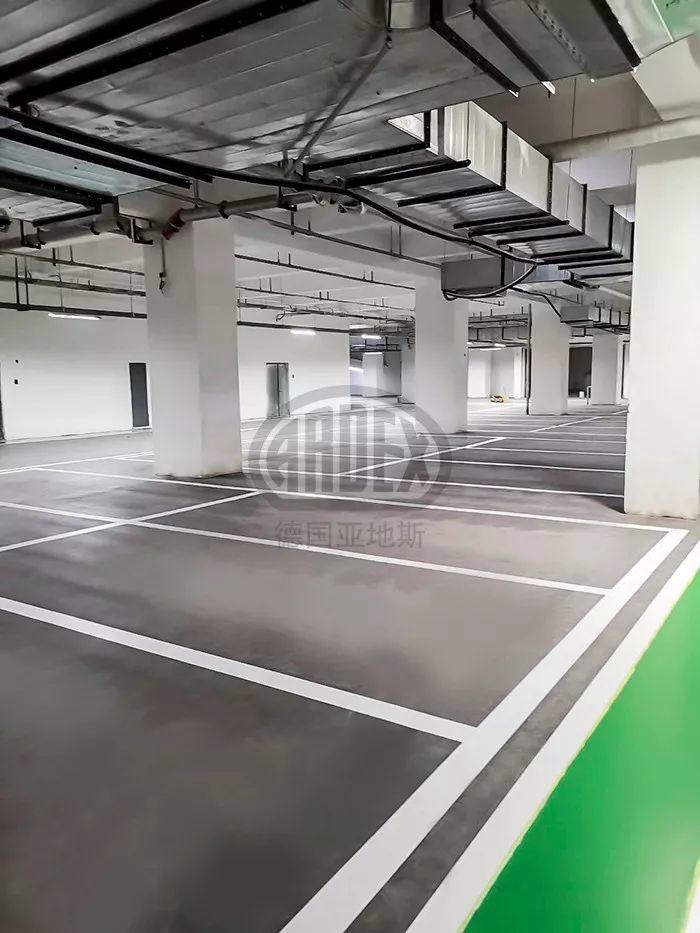 【案例分享】亞地斯水泥基面自流平又出爆款!鄭州龍湖金融島停車庫 【案例分享】亞地斯水泥基面自流平又出爆款!鄭州龍湖金融島停車庫